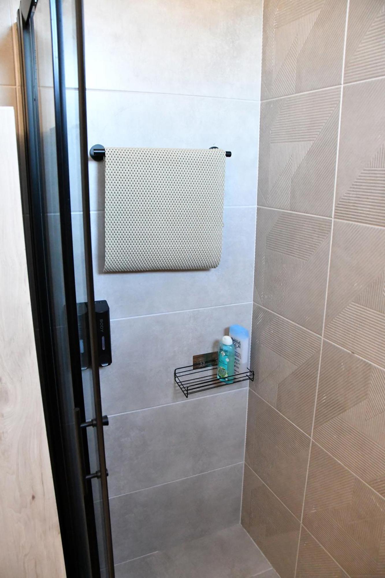 Апартаменты Polles Εlies Cozy Αpartment Aegina Экстерьер фото